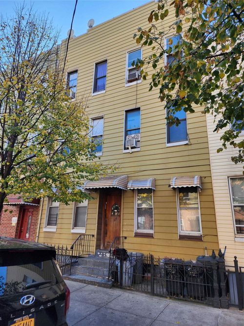 414 Onderdonk Ave, Ridgewood, NY, 11385-1511 | Card Image