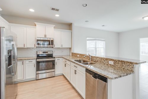 591 Flat Creek Dr, Blythewood, SC, 29016-7249 | Card Image