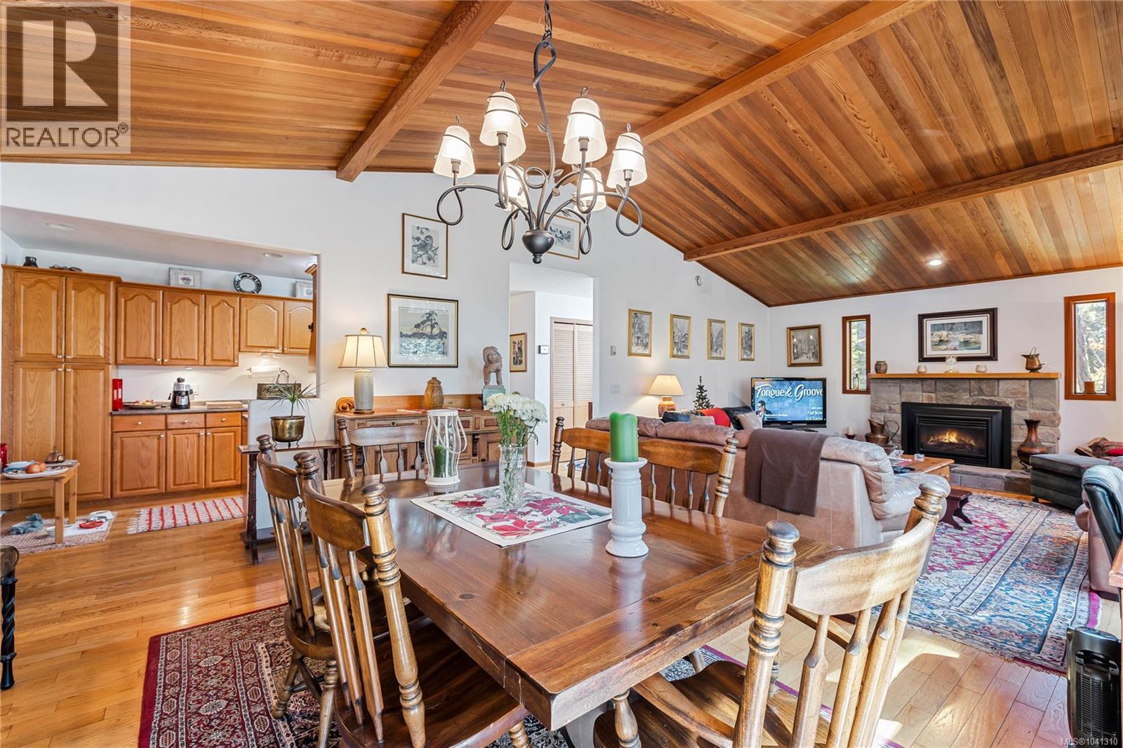 Residential in Salt Spring 4