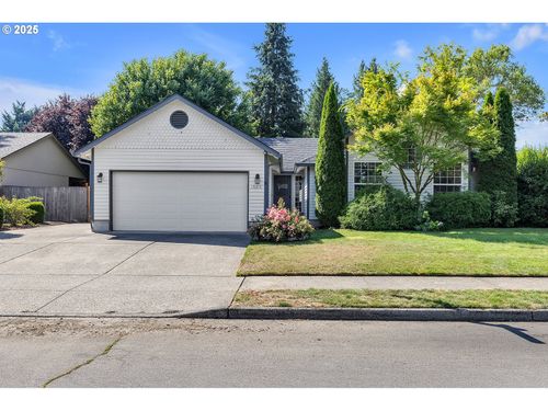 15217 Ne 37th St, Vancouver, WA, 98682-8231 | Card Image