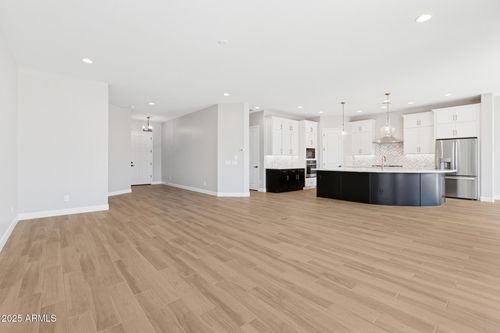 953 W Ridge Rd, Apache Junction, AZ, 85120-0200 | Card Image