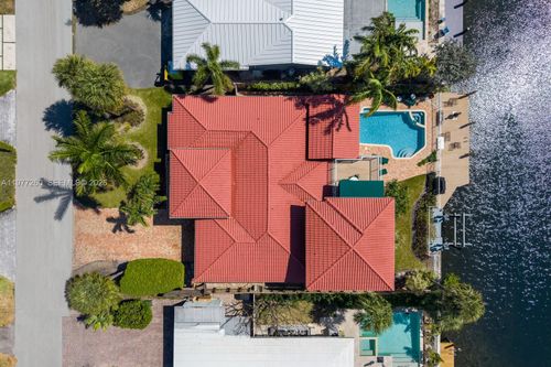 2046 Ne 15th St, Fort Lauderdale, FL, 33304 | Card Image