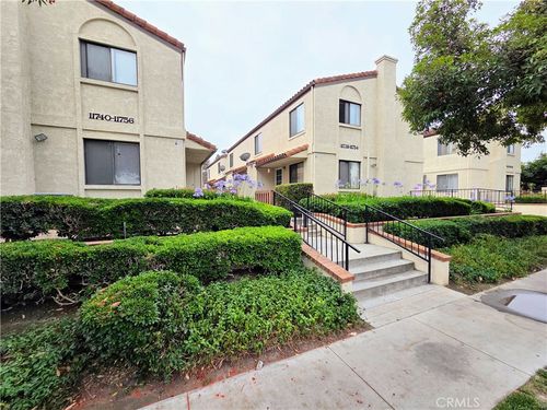 22-11764 206th St, Lakewood, CA, 90715-1376 | Card Image
