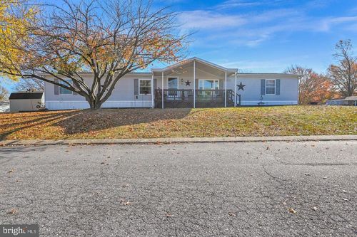 14 Spruce Ln, MANCHESTER, PA, 17345-1320 | Card Image