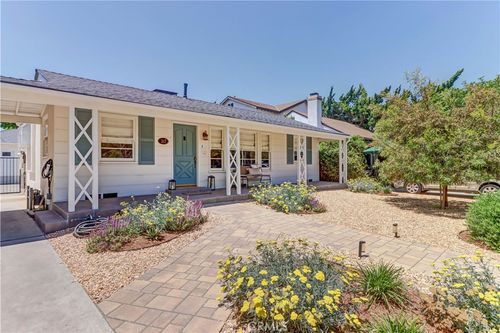 317 N Beachwood Dr, Burbank, CA, 91506-1935 | Card Image