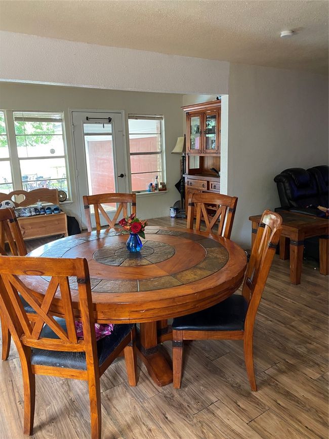 206 Methodist St, House other with 4 bedrooms, 2 bathrooms and null parking in Red Oak TX | Image 9