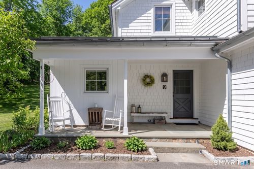 9 Old Paddock Ln, South Kent, CT, 06785-1040 | Card Image