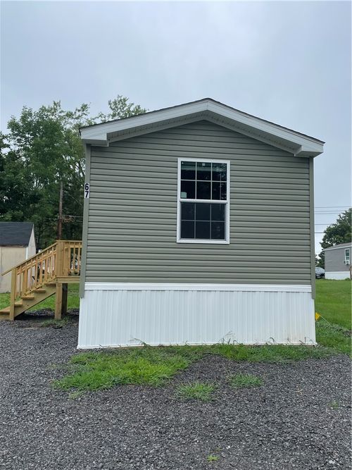 67 Northrup Ln, Farmington, NY, 14425-1083 | Card Image