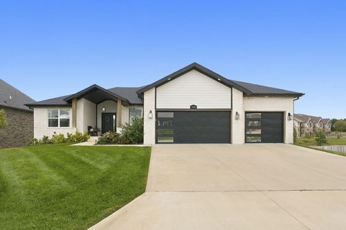 715 N Fox Hill Circle, Nixa, MO, 65714 | Card Image