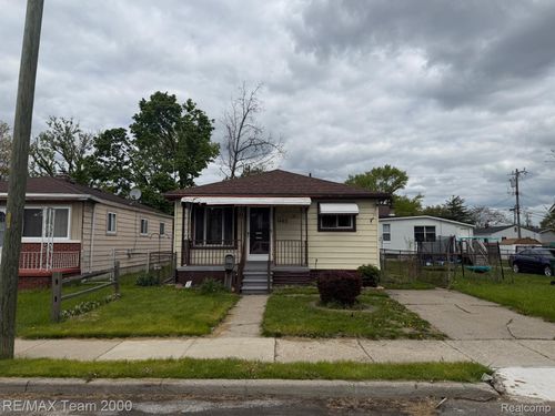 1402 Morris Ave, Lincoln Park, MI, 48146-1576 | Card Image