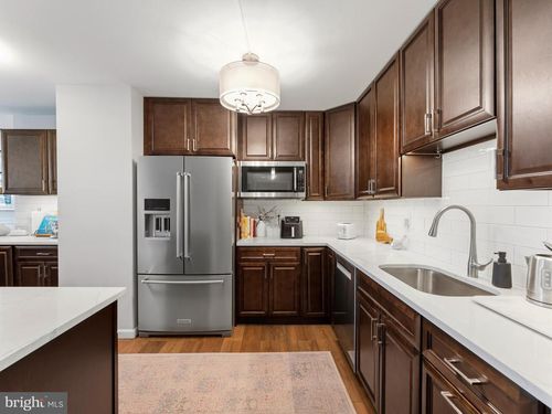 314-3800 Fairfax Dr, ARLINGTON, VA, 22203-1786 | Card Image