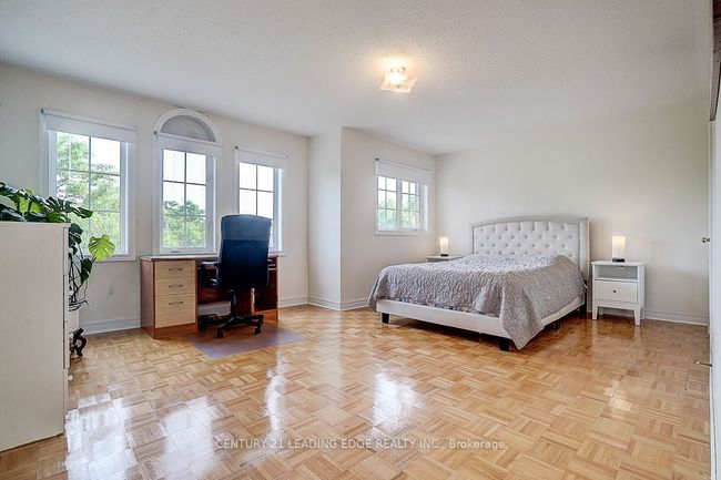 96 Tuscana Blvd, House other with 4 bedrooms, 3 bathrooms and 4 parking in Concord ON | Image 43