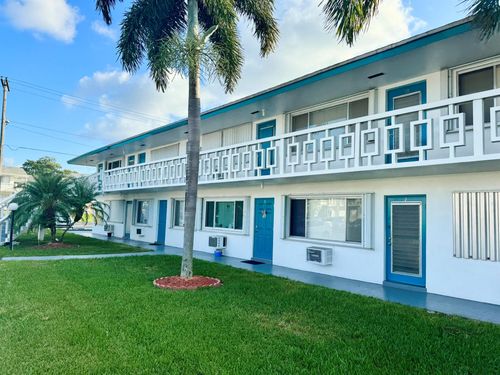 apt-7-2204 Lake Osborne Dr, Lake Worth Beach, FL, 33461-5660 | Card Image