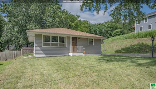 1703 35th St, Sioux City, IA, 51104-1501 | Card Image