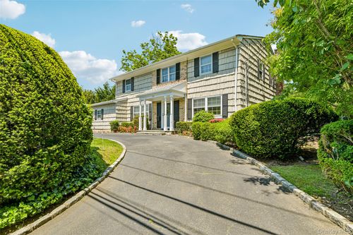 100 Hewlett Neck Rd, Woodmere, NY, 11598-1403 | Card Image