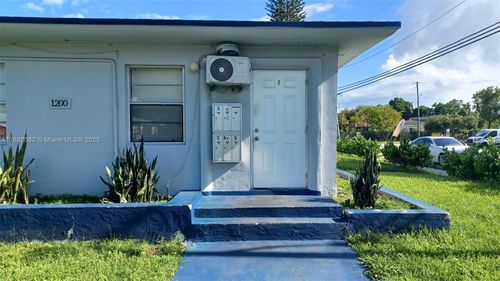 apt-1-1200 Ne 110th St, Miami, FL, 33161-7640 | Card Image