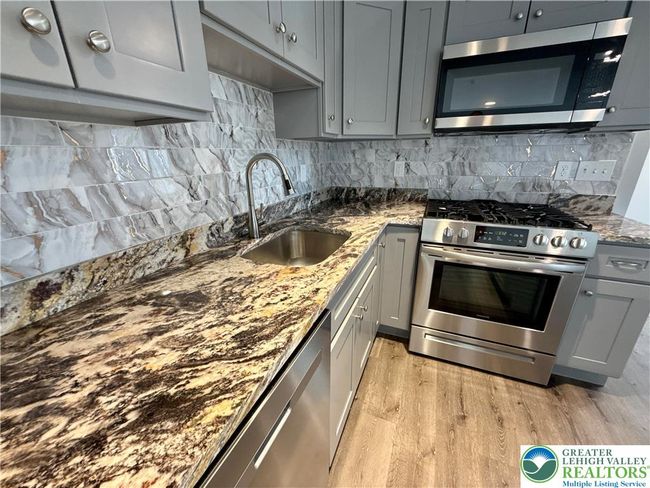 203 - 938 E 4 Th St, Condo with 2 bedrooms, 1 bathrooms and null parking in BETHLEHEM PA | Image 23