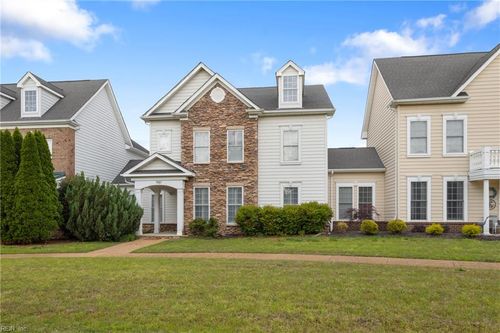 7187 Stokes Dr, Hayes, VA, 23072-3513 | Card Image