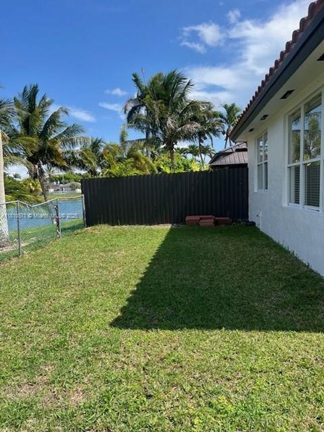 0 - 6983 Sw 161 St Pl, House other with 3 bedrooms, 3 bathrooms and null parking in Miami FL | Image 29