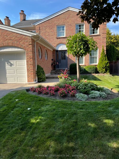 24 Ferndell Cir, Unionville, ON, L3R3Y8 | Card Image