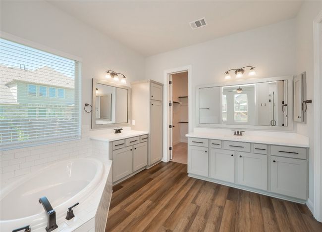 2320 Lucky Ln, House other with 5 bedrooms, 3 bathrooms and 4 parking in Leander TX | Image 15