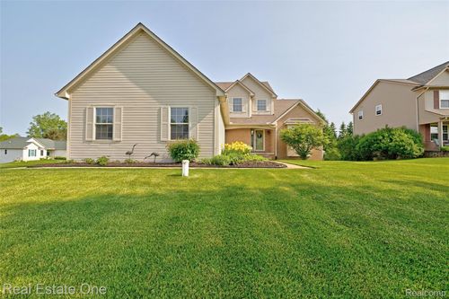 2338 Malena Ln, Oxford, MI, 48371-4357 | Card Image