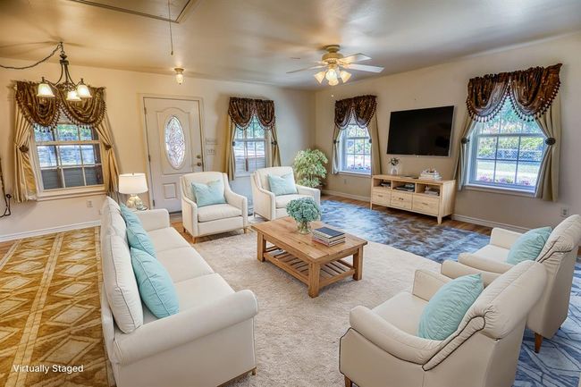 2080 Dead End Ln, Home with 2 bedrooms, 2 bathrooms and null parking in Ledbetter TX | Image 25