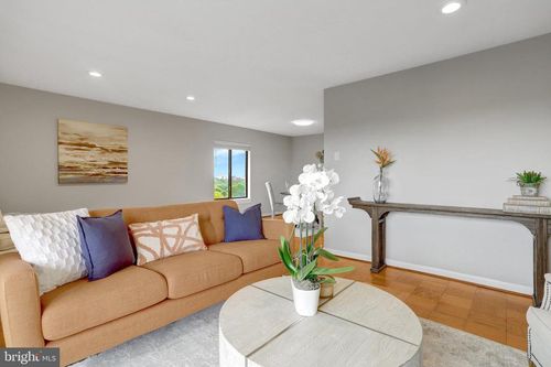 apt-1128-3100 S Manchester St, FALLS CHURCH, VA, 22044-2718 | Card Image
