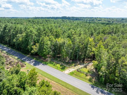 2787 Center Rd, chester, SC, 29706-6518 | Card Image