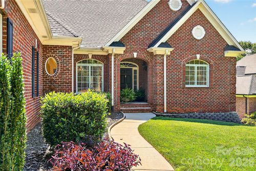 3574 Live Oaks Ave, Terrell, NC, 28682-8002 | Card Image