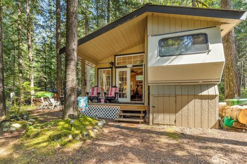 81 Sunset Cir, Deming, WA, 98244 | Card Image