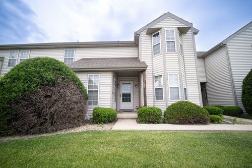 303-303 Chesterfield Ct, Bourbonnais, IL, 60914-9653 | Card Image