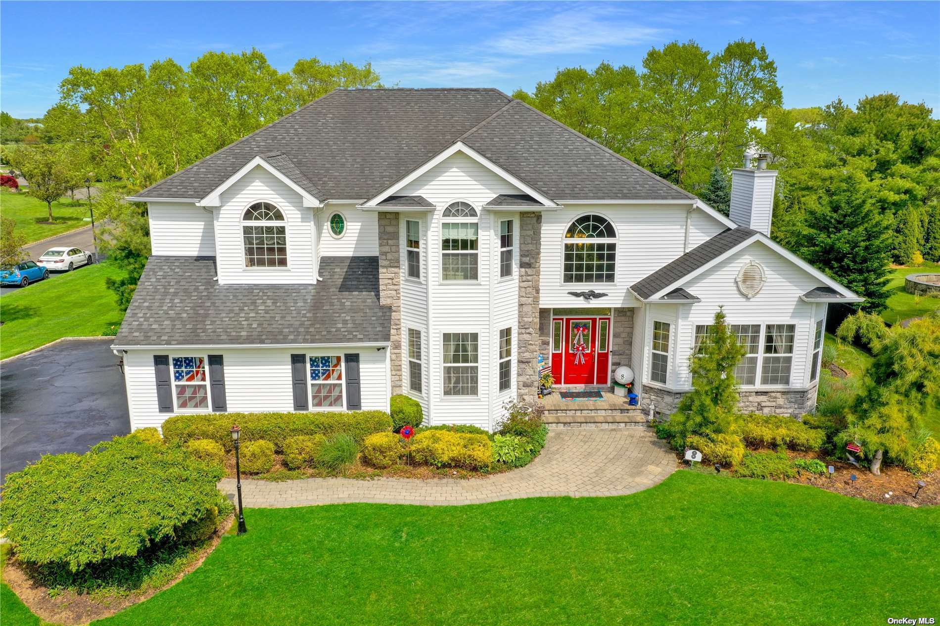 Island Trl, Mount Sinai, NY 11766