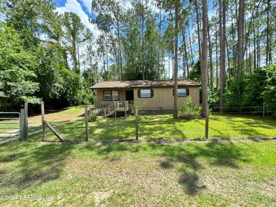 20 N Dolphin Avenue, House other with 2 bedrooms, 1 bathrooms and null parking in Middleburg FL | Image 1