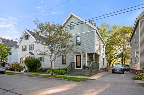500 Union St, Portsmouth, NH, 03801-5056 | Card Image