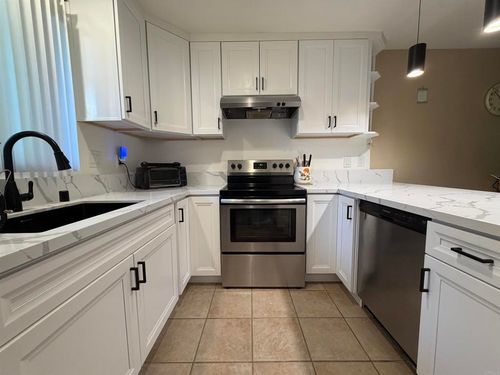 1-160 E St, Chula Vista, CA, 91910-2994 | Card Image