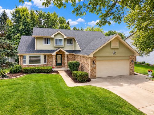 228 Whitetail Xing, Oswego, IL, 60543-8640 | Card Image