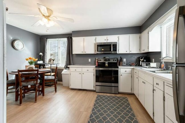 10 Conant St, Home with 5 bedrooms, 2 bathrooms and 4 parking in Beverly MA | Image 15