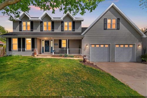 2951 Vercauteren Drive, Ashwaubenon, WI, 54313 | Card Image