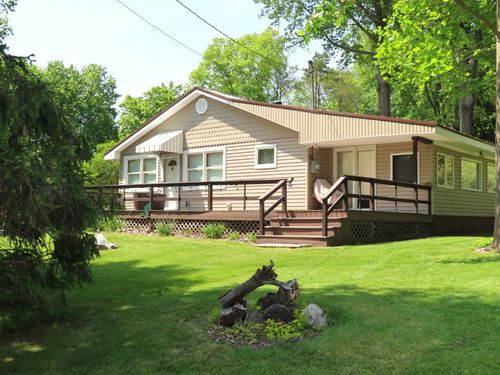 1900 Navaho Rd, Jamestown, PA, 16134 | Card Image