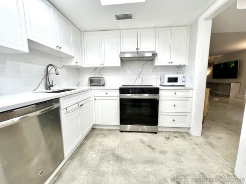 2-c-226 Brazilian Ave, Palm Beach, FL, 33480-4651 | Card Image