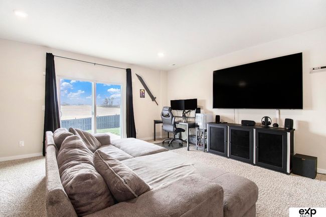 4517 Lawnwood Dr, House other with 4 bedrooms, 3 bathrooms and 3 parking in Bellevue NE | Image 20