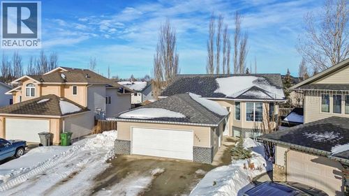 5204 21 St, Lloydminster, AB, T9V3K6 | Card Image