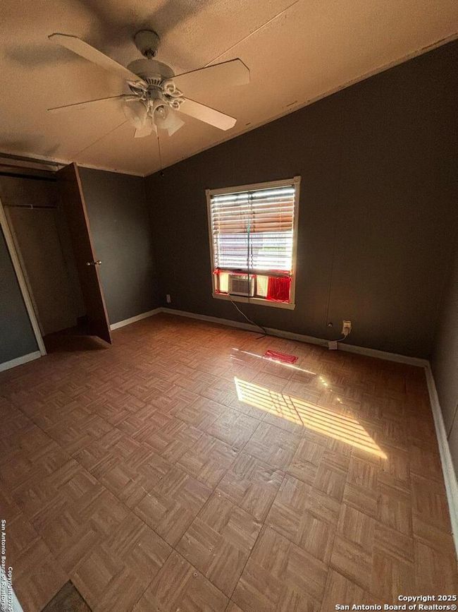 17423 Fx Ball Dr, House other with 1 bedrooms, 3 bathrooms and null parking in Elmendorf TX | Image 14