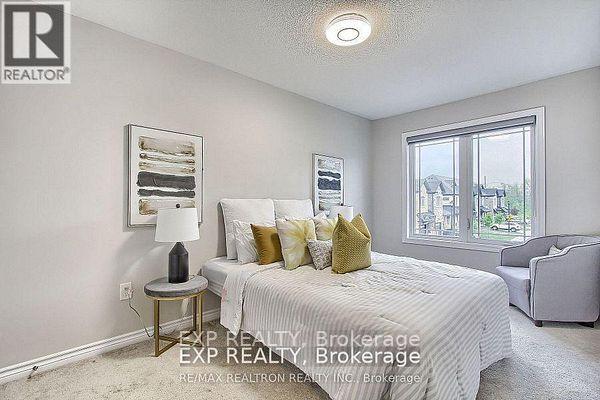 Residential in Barrie (Ardagh) 3