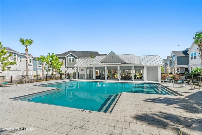 7447 Loggerhead Ct, Townhouse with 3 bedrooms, 3 bathrooms and null parking in JACKSONVILLE FL | Image 19