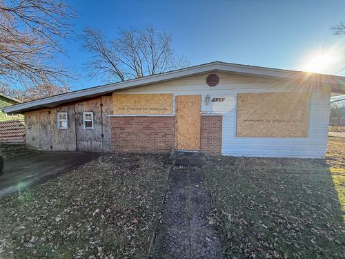413 W Winthrop Ave, Addison, IL, 60101-4431 | Card Image