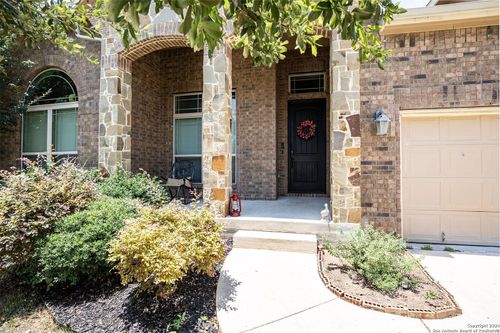 8139 Mystic Chase, Boerne, TX, 78015-6577 | Card Image