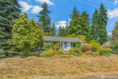 2504 Ne 147th St, Shoreline, WA, 98155-7429 | Card Image