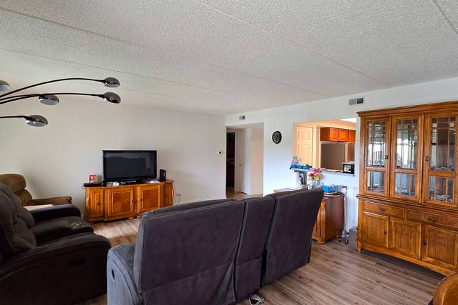 APT-202 - 650 Whitney Ct, Condo with 2 bedrooms, 2 bathrooms and 1 parking in Gurnee IL | Image 7